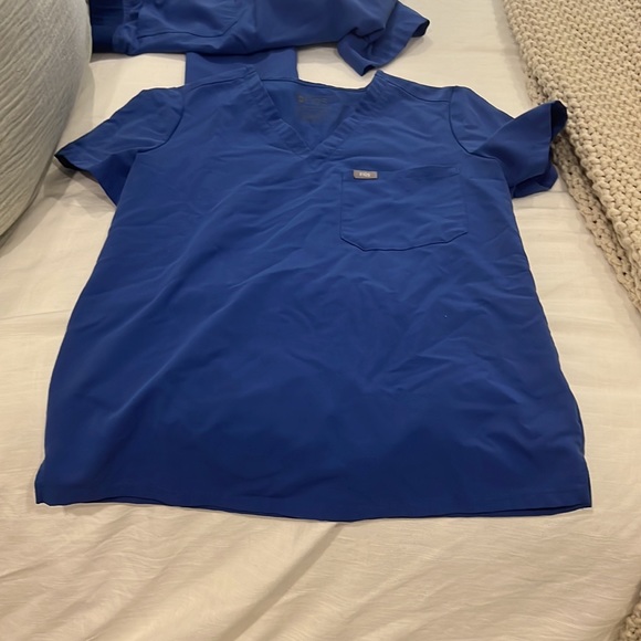 Figs Denim color scrub set - Picture 5 of 8